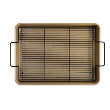 Cargar imagen en el visor de la galería, NordicWare Nonstick High-Sided Oven Crisp Baking Tray
